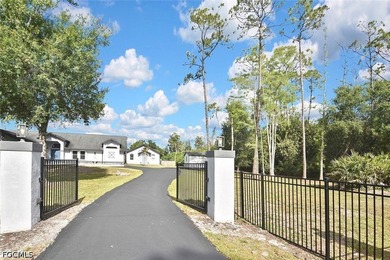 Welcome to your own private compound - a rare 2.5+ acre estate - photo 1