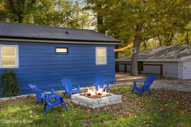 Escape to lake life at this fully RENOVATED and fully FURNISHED - photo 3