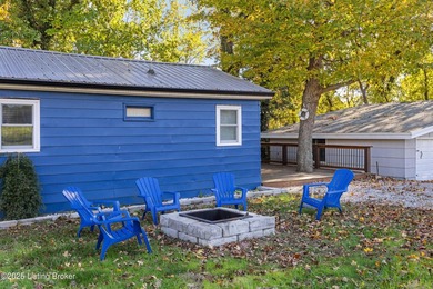 Escape to lake life at this fully RENOVATED and fully FURNISHED - photo 4