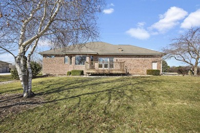BRAND NEW ROOF! Welcome to this beautifully maintained 4-bedroom - photo 6