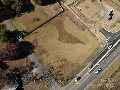 Lake Wylie Lot Active Under Contract in Charlotte North Carolina