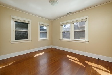 Behind the timeless facade of a beautifully restored 1920s - photo 12