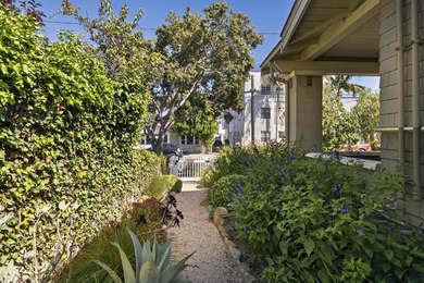 Behind the timeless facade of a beautifully restored 1920s - photo 15