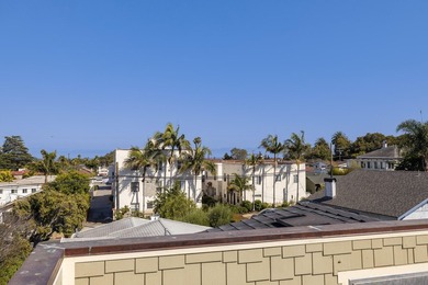 Behind the timeless facade of a beautifully restored 1920s - photo 35