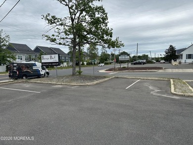 Prime location 3/10th of a mile from Garden State Parkway access - photo 5