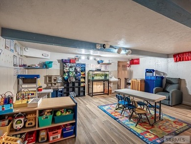 This commercial property is situated in a desirable location and - photo 45