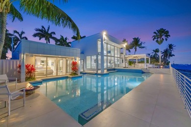 Rare opportunity to own one of only 10 exclusive estates along - photo 3