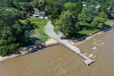 3 bedroom 1 1/2 bath brick rancher with attached carport and - photo 6