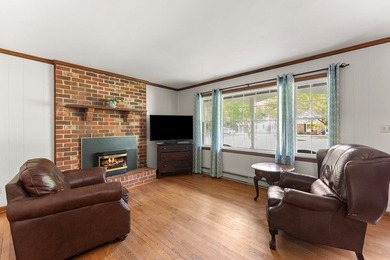 3 bedroom 1 1/2 bath brick rancher with attached carport and - photo 8
