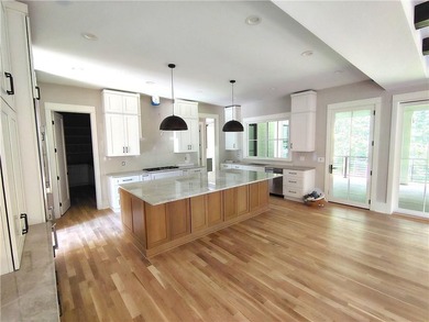 BRAND NEW CONSTRUCTION. This Spectacular, Executive Basement - photo 21