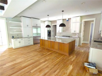 BRAND NEW CONSTRUCTION. This Spectacular, Executive Basement - photo 22