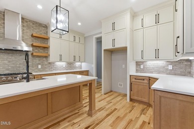 Remarkable New Construction! Gorgeous Retreat in Popular Chapel - photo 25
