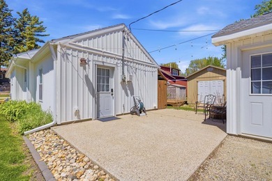 Step into the opportunity to own a beautifully restored classic - photo 26