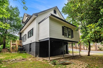 Beautifully restored 1938 historic cottage blending timeless - photo 9