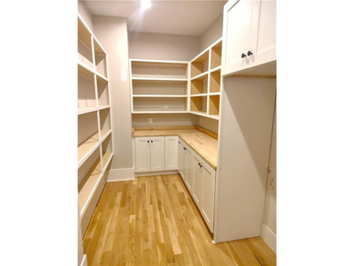 BRAND NEW CONSTRUCTION. This Spectacular, Executive Basement - photo 34