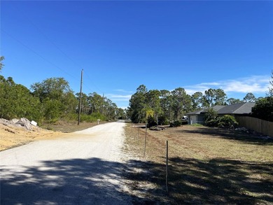 Under contract-accepting backup offers. Great opportunity! - photo 6