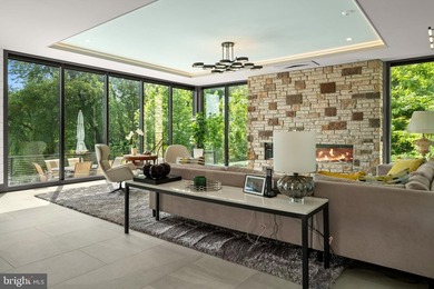 Modern Riverfront Estate with Unparalleled Indoor-Outdoor Living - photo 12