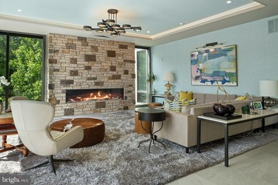Modern Riverfront Estate with Unparalleled Indoor-Outdoor Living - photo 13