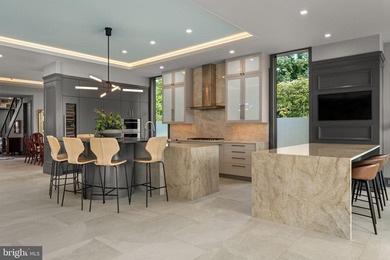 Modern Riverfront Estate with Unparalleled Indoor-Outdoor Living - photo 16