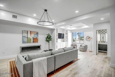 PRICED TO SELL!! This stunning 2,463 sqft contemporary townhouse - photo 2