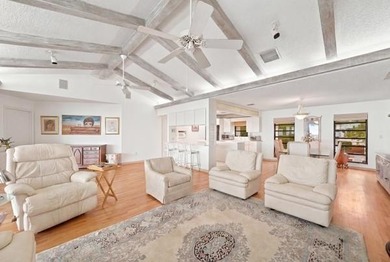 Experience the ultimate Florida Keys waterfront lifestyle in - photo 9