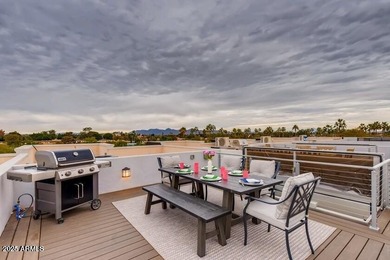 PRICED TO SELL!! This stunning 2,463 sqft contemporary townhouse - photo 10