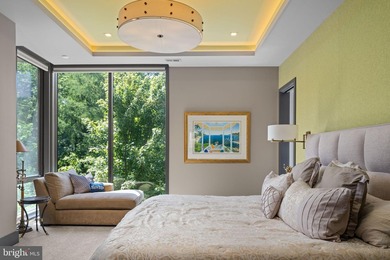 Modern Riverfront Estate with Unparalleled Indoor-Outdoor Living - photo 43