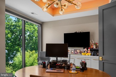 Modern Riverfront Estate with Unparalleled Indoor-Outdoor Living - photo 47