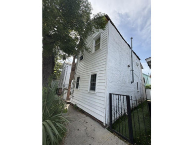 RARE FIND OPPORTUNITY IN THE WESTSIDE NEAR MUSC. THIS DUPLEX CAN - photo 3