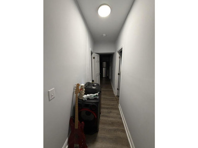 RARE FIND OPPORTUNITY IN THE WESTSIDE NEAR MUSC. THIS DUPLEX CAN - photo 4