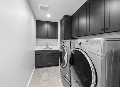 Located in one of Huntington Beach's most sought-after coastal - photo 14