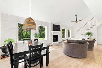 Welcome to this gorgeous 4-bedroom, 2-bath lakefront home - photo 17