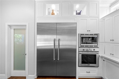 Located in one of Huntington Beach's most sought-after coastal - photo 19