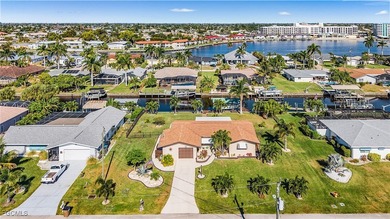 Cape Coral Lakes Area Home For Sale in Cape Coral Florida