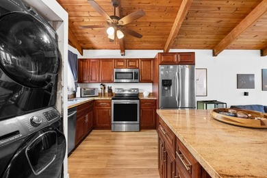 Amazing Opportunity to own a home in this small, friendly - photo 4