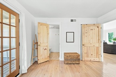 Welcome to this gorgeous 4-bedroom, 2-bath lakefront home - photo 25
