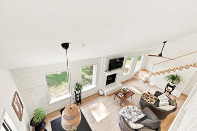 Welcome to this gorgeous 4-bedroom, 2-bath lakefront home - photo 40