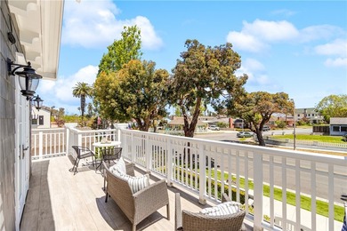Located in one of Huntington Beach's most sought-after coastal - photo 48