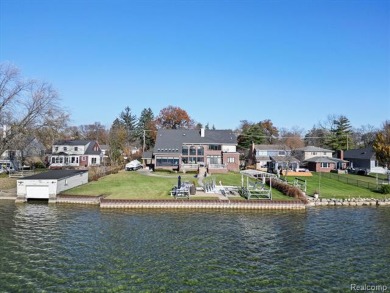 Lake Home For Sale in Sylvan Lake, Michigan
