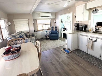 This charming 740 square foot Park Model home in Bonita Terra is - photo 6