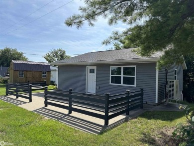 Holiday Lake Home For Sale in Brooklyn Iowa