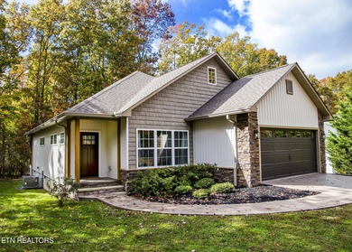 Lake Catherine Home For Sale in Crossville Tennessee