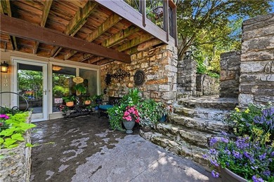 Welcome to 139 Lakeshore Drive South, a beautifully maintained - photo 6