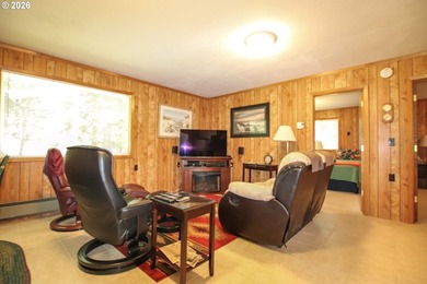 Meticulously maintained and showcasing exceptional quality - photo 11
