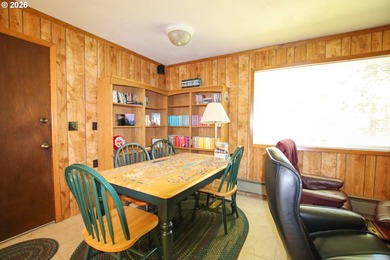 Meticulously maintained and showcasing exceptional quality - photo 12