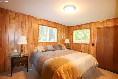 Meticulously maintained and showcasing exceptional quality - photo 13