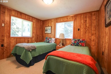 Meticulously maintained and showcasing exceptional quality - photo 15