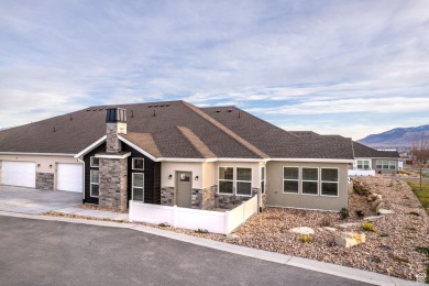 Lake Townhome/Townhouse For Sale in Saratoga Springs, Utah