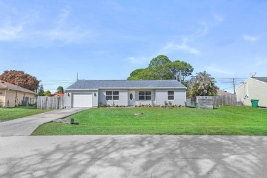 Fully renovated 3-bedroom, 2-bath home featuring a desirable - photo 2