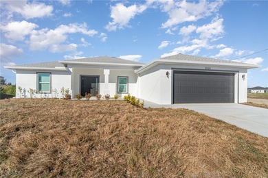 Cape Coral Lakes Area Home For Sale in Cape Coral Florida